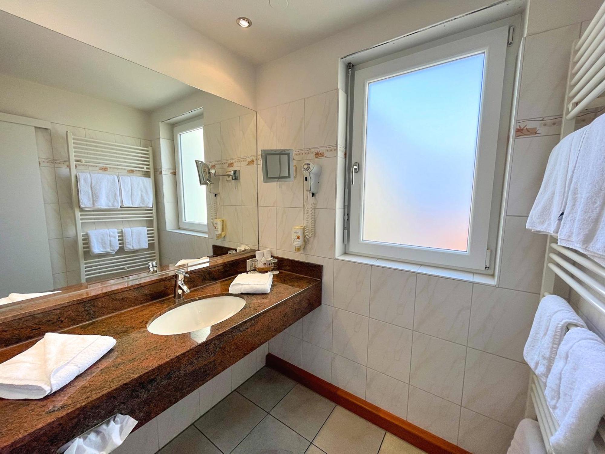 Akzent Hotel Atrium Baden Bad Krozingen Εξωτερικό φωτογραφία